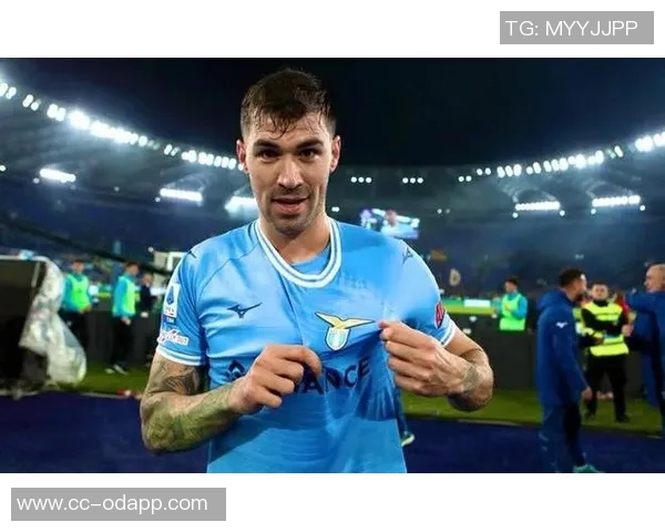 法媒报道萨德关注巴黎FC后卫谢尔吉曼奇尼执教下的潜力球员