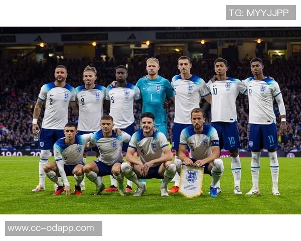 冲击最后一冠阿尔巴社媒晒合照激励队友共同争夺荣誉 冲击最后一冠阿尔巴社媒晒合照激励队友共同争夺荣誉